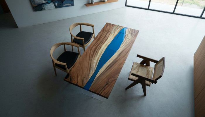Iessdësch River Table Massiv Dëscher 185x85cm Flossdësch Epoxyharz Mier