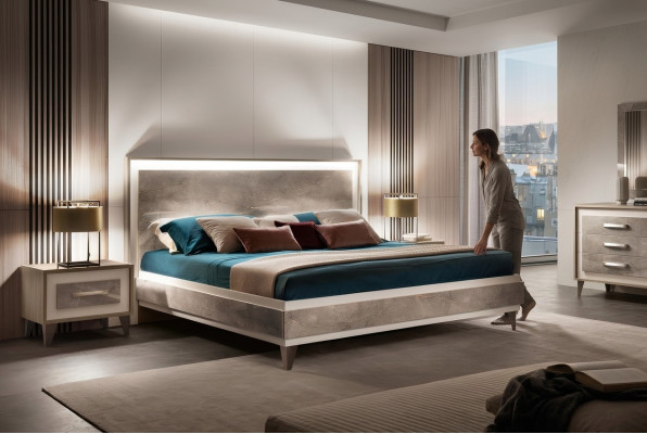 Bett 2x Nuetsdësch 3-delige Schlofzëmmer Set Miwwelen Modern Luxus Better arredoclassic