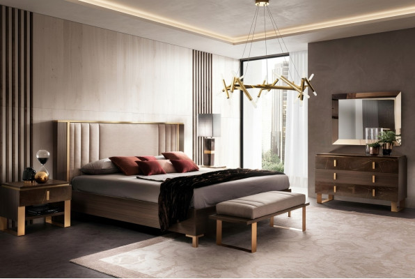 Designt Schlofzëmmer 6-deeleger Komplett Set Bett Nuetsdësch Kommode Arredoclassic