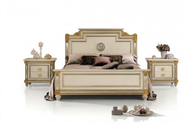Bett + 2x Nuetsdësch 3 deeler Schlofzëmmer Set Designer Luxus Schlofzëmmer Barock