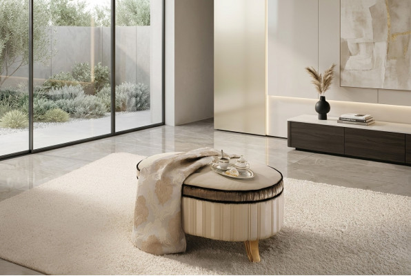 Design Polster Hocker Fousshocker Ottomane Sëtz Chaise Gepolstert Pufa Sëtzbenken