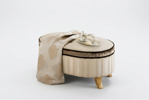 Design Polster Hocker Fousshocker Ottomane Sëtz Chaise Gepolstert Pufa Sëtzbenken