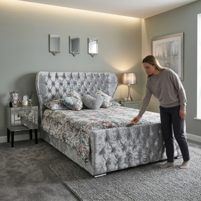 Chesterfield Design Samt Bett Luxus Textil Better Schlofzëmmer Duebel 200x200cm
