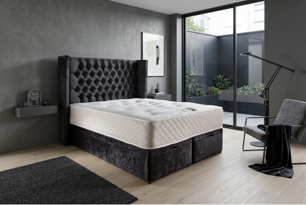 Chesterfield Designer Bett Schlofkummer Textillieder Polster Samt 160x200 Nei