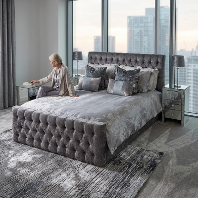 Grau stilvoll Chesterfield Duebelbett Designer Schlofzëmmer Better