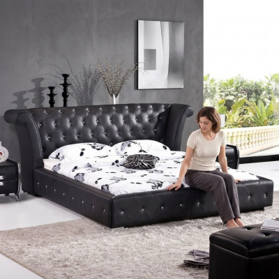 Chesterfield Grouss Bett XXL Käppdeel Better Polster Hotel Samt Schwaarz Stoffen Oueren