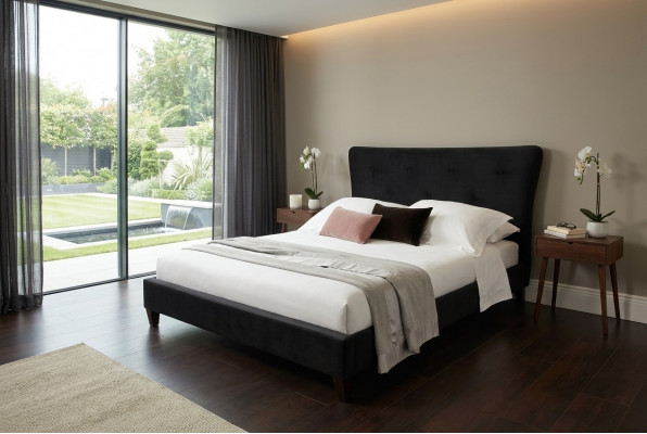 Chesterfield Hotel duebelt Liederbett Schlofzëmmer Polster Luxus Better 140x200cm