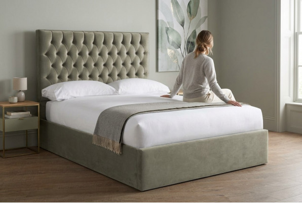 Tauper Chesterfield Duebelbett Designer Schlofzëmmer Better