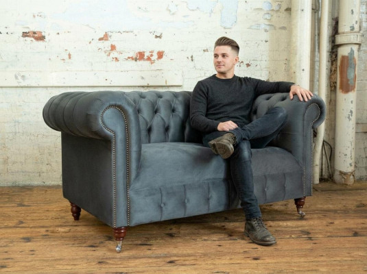 Chesterfield Design Sofa 2 Sëtzer Couch Polstersëtz Garnitur Lieder Textil Gro