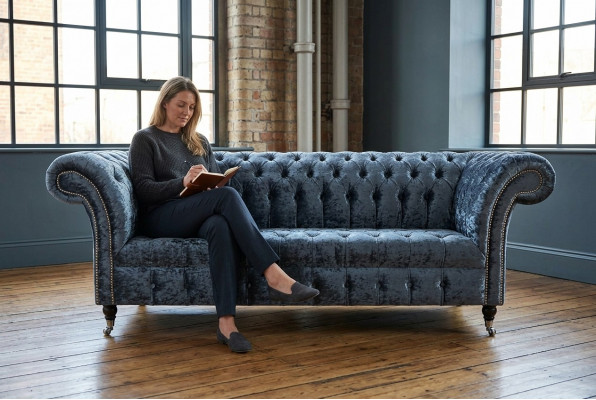 Wunnzëmmer Chesterfield Canapé Sofa Design Textil Couchen Sofas Dräisetzer Gro.