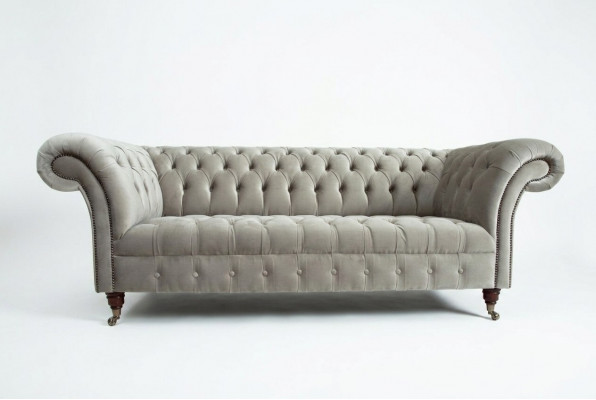 Stilvollen hellgréngen Chesterfield Dräisëtzer Luxus Wunnzëmmer 3-Sëtzer