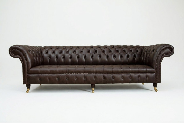 Braune Chesterfield Couch Polster 4-Sëtzer Designer Wunnzëmmer Couchen