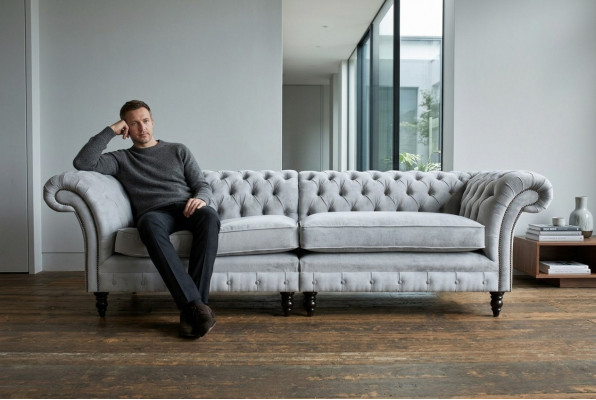 Héichwäerteg Chesterfield Polster Kanapee Textil Sofa bëlleg Mikrofaser Sofaen Nei