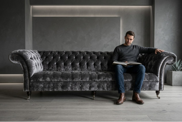 Designer Chesterfield Gro Luksus Couch Sofa 4 Sëtzer Stoff Sofa