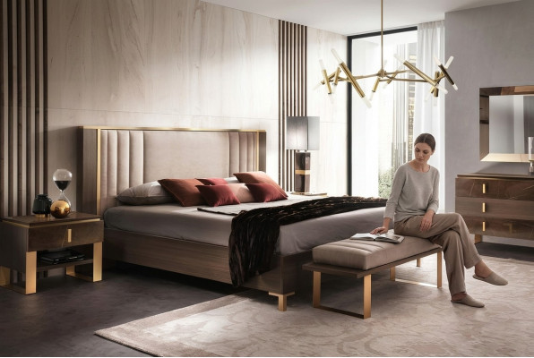 Modern Schlofzëmmer Set Bett Nuetsdësch Hocker 4tlg. Garnitur Grupp
