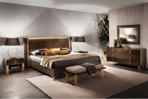 Bett Schlofkummer Set Design Modern Luxus 2x Nuetsdësch Italienescht 3tlg