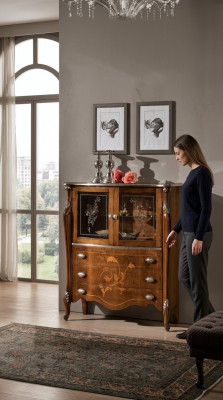 Luxuriéis Miwwelen Holz Glas Stil Barock Schaf Kommode Schief Designer