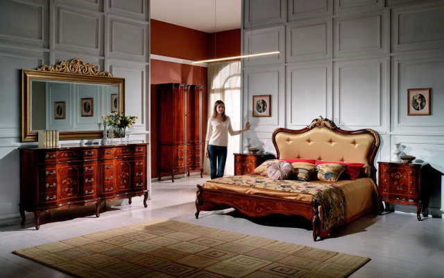 Set 3tlg. Schlofkummer Garnitur Bett 2x Nuetsdësch Italienesch Barock Miwwelen Nei
