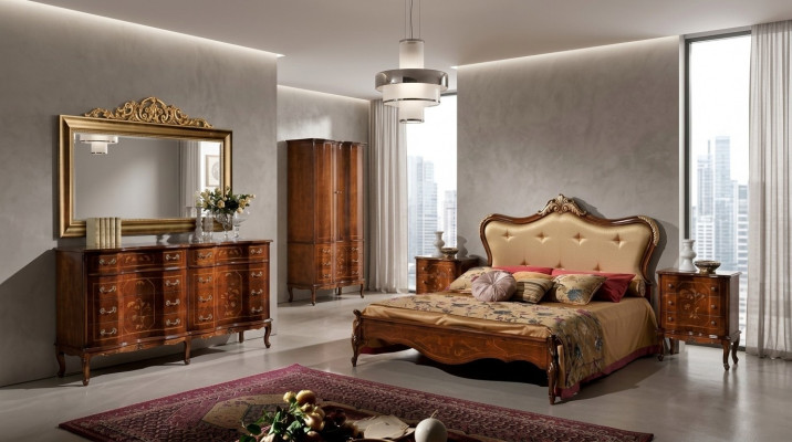 Set 3tlg. Schlofkummer Garnitur Bett 2x Nuetsdësch Italienesch Barock Miwwelen Nei