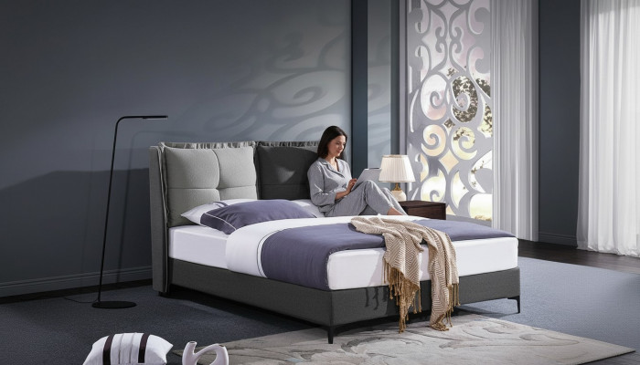 Bett Këssen Design. Luxus Duebel Hotel Better Koppel Schlof Zëmmer Lieder