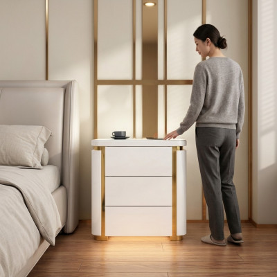 Design Nuetsdësch. Konsol Metallschimmer Dëscher Konsolen Schlofzëmmer