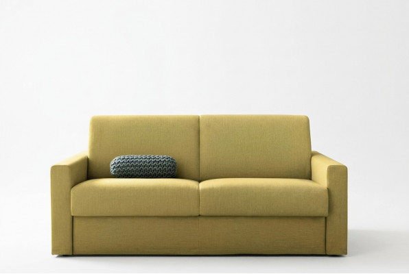 Zwee-Sëtzer Designer Sofa 2 Sëtzer Giel Stoffsofa Schlofzouf italienesch Miwwelen