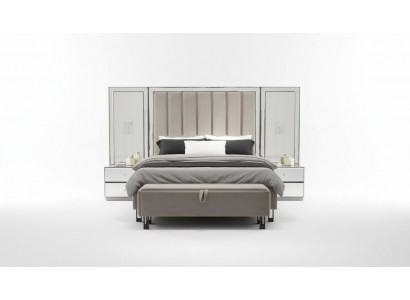 Exklusivt luxuriéist Schlofkummersett: Bett, 2 Nuetsdëscher & Bänk.