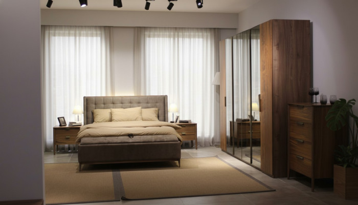 Designer Schlofzëmmer Set Luxus Bëtt 2x Nopersdësch Holz Komplett nei 3 Deeler.