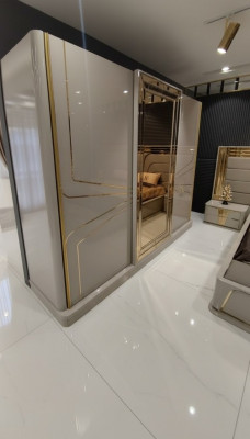 Moderne Kleederschaf Luxus Schaf Holz Schiefer Glas Héichglanz Schlofzëmmer