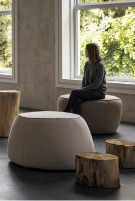 Sëtzocker Hocker Pouf Puff Sëtzpouf Féissocker Ottoman Samett 50x67m Textil