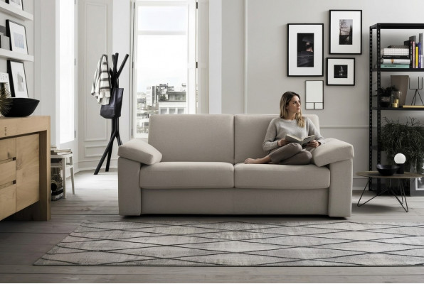 Italienesch Miwwelen Design Zofa Couchen Stoff Sofa Couch Schlofzofa alfitalia