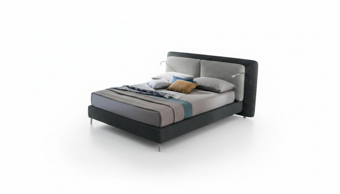 Duebelhotelbetter Schlofzëmmer Textil Bett Polster Design Luxus Holz Italien