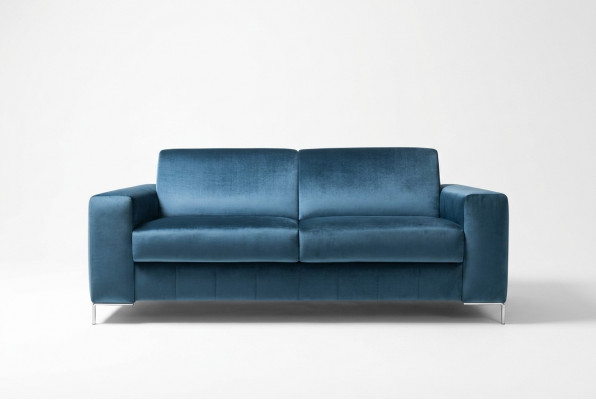 Design Dräisëtzer Couch Polstersofa 3er Sëtz Sofa Zëmmer Miwwel Italienesch Miwwelen