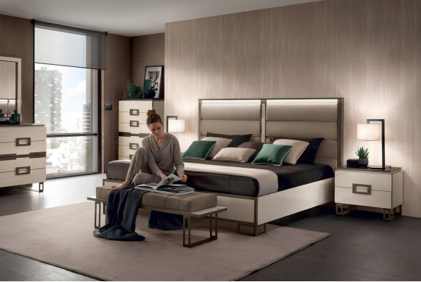 Bett 2x Nuetsdësch 3 Stéck. Schlofkummersatz Design Modern Luxus Better Miwwelen Nei