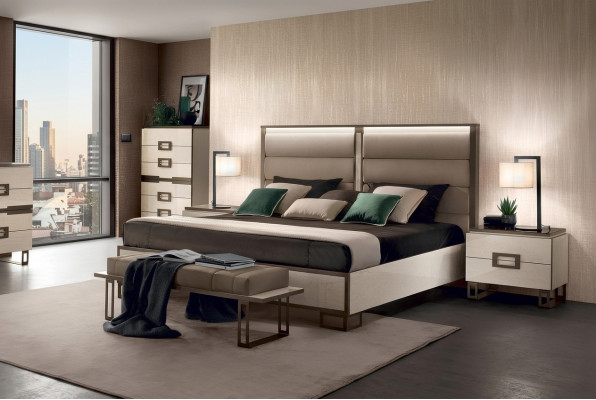 Bett 2x Nuetsdësch 3 Stéck. Schlofkummersatz Design Modern Luxus Better Miwwelen Nei