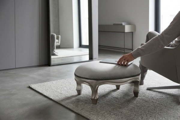 Hocker Polster Sëtz Textil Relax Säitebord Canapé Sëtzbank Hocker R1 Designer Luxus