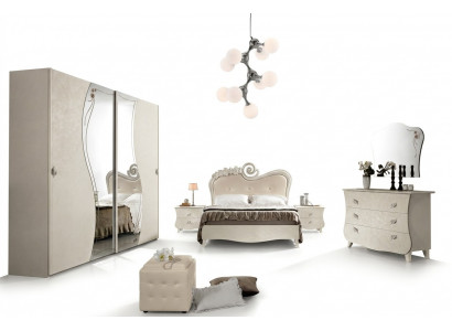 Design Schlofkummer Komplett Set Nuetsdësch Kleederschaf Barock Rokoko 6 Deeler.