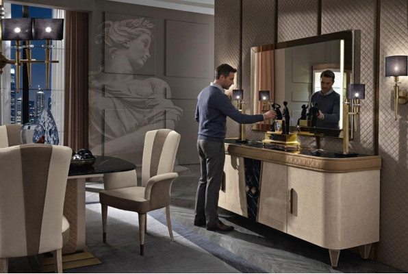 Miwwelen Kommoden Schaf Design Luxus Säitbriet 2-Deeler Kommode mat Spigel Konsol.