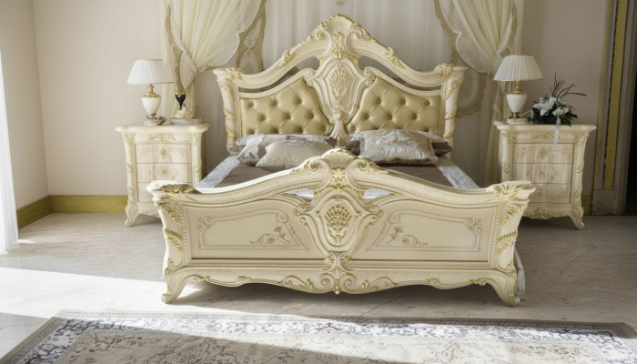 Klassesch Bett Luxus Chesterfield Holz Schlofkummer Hotel Barock Miwwelen Better