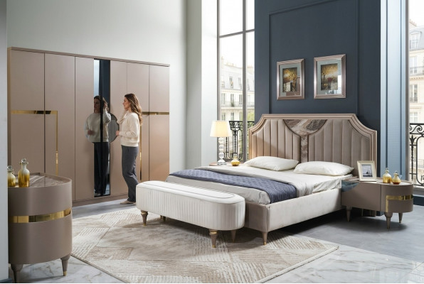 Schlofkummer Bett Nuetsdësch Kleederschaf Kommode Hocker Garnitur Set 6 Deeler Nei