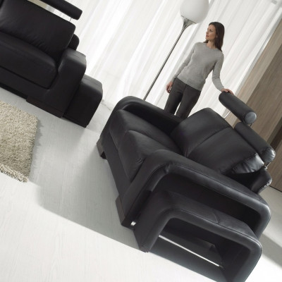 Zweisëtzer 2-Sëtzer Sofa Canapé Polster Canapéë Sofasen mat Hocker Garnitur