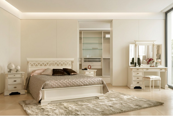 Luxus Schlofkummer Set 6tlg. Bett 2x Nuetsdësch Make-Up-Dësch Designer Miwwelen Massivholz