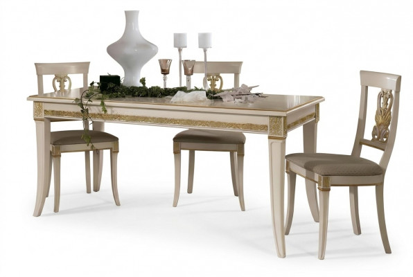 Klasseschen Iessdësch Dësch Massivholz Iesszëmmer Garnitur + 4x Stull Set Still Barock