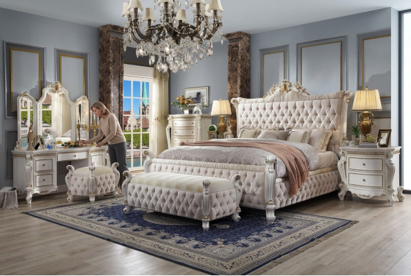 Chesterfield Schlofzëmmer Set 3 Stécker Garnitur Bett + 2x Nuetsdëscher Barockstil