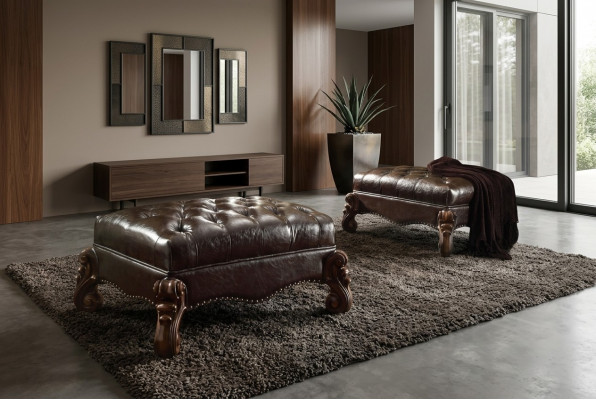 Fouss-Schocker Schocker Polsterschocker Sëtzschocker Ottomane Schocker Chesterfield Barock