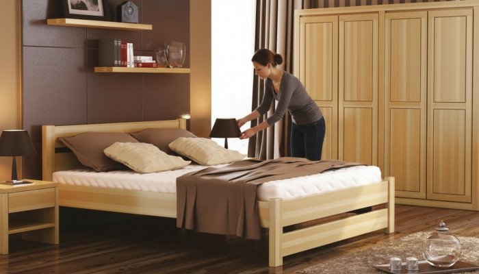 Schlofkummer 3-stéck Set Bett Nuetsdëscher 2x Better Eechte Holz Massivholz