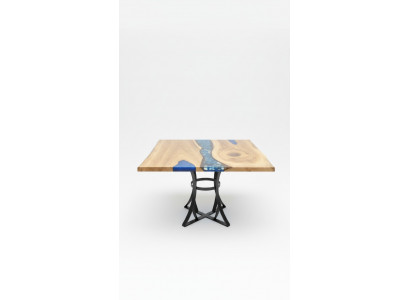 Iessdësch River Table Echt Holz Flosstisch 110x110 Massiv Dëscher
