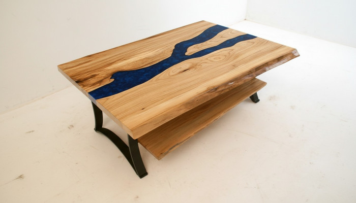 Couchtisch River Table Echt Holz Flossdësch Epoxidharz Massiv Dëscher