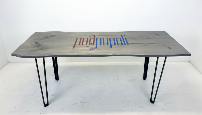 Holz Dësch Iesszëmmer Miwwelen Konferenzdësch Epoxid Harz Goss Harz nei Epoxy Resin