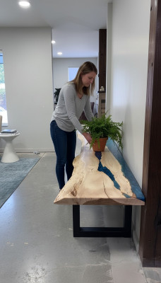 Epoxidharz-Iessdësch echt Holz massiv Miwwelen Waasserfall Epoxy Dësch 250x60cm